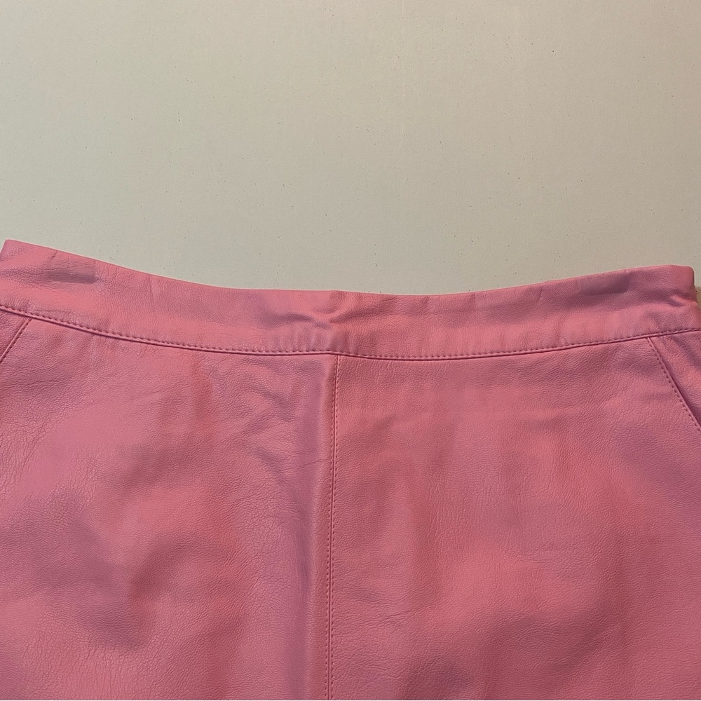 Top Shop | Bubblegum Pink Faux Leather Mini Skirt size: 6 - Picture 6 of 6